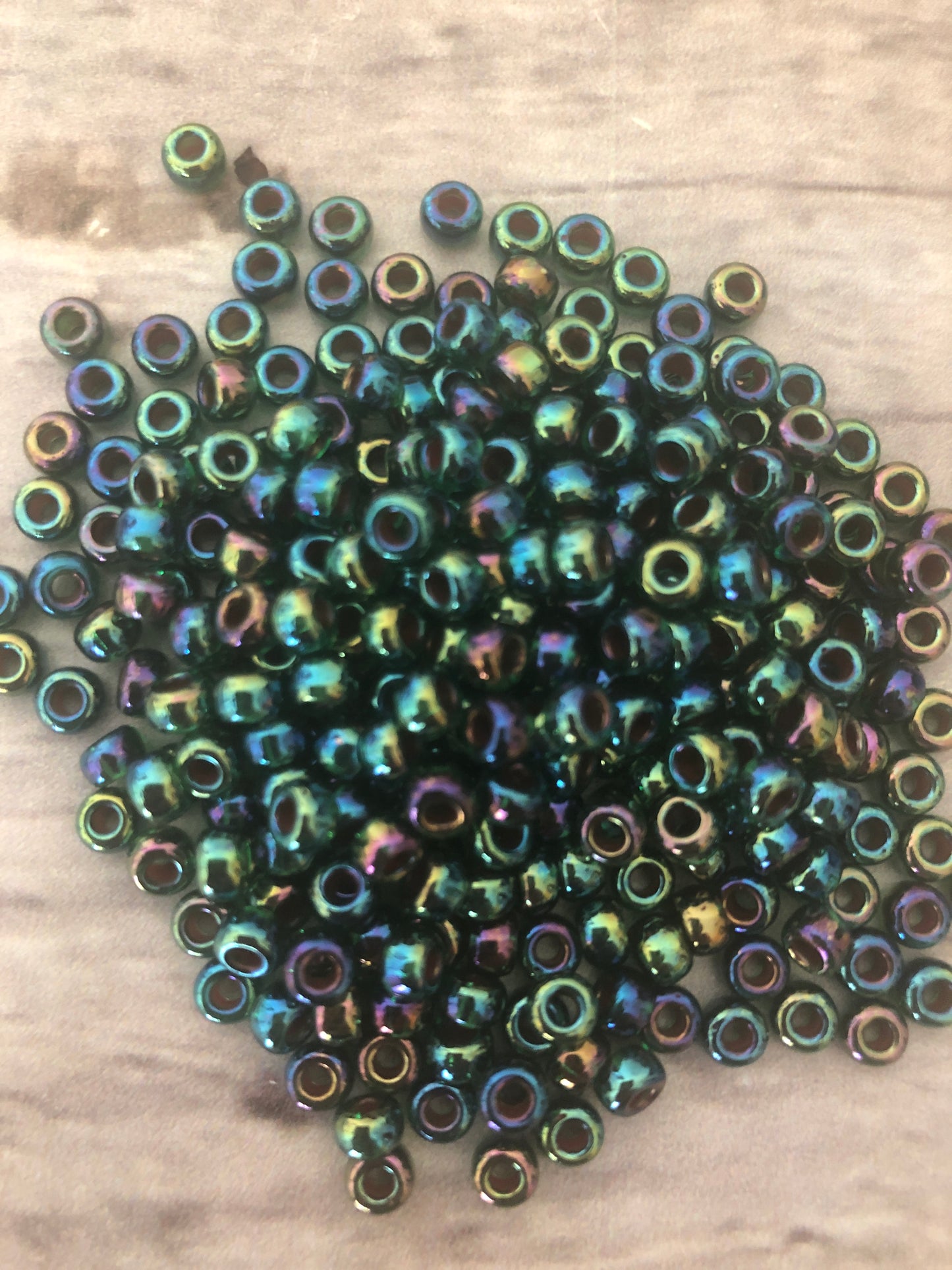 Miyuki 6 - Cobalt lined green AB