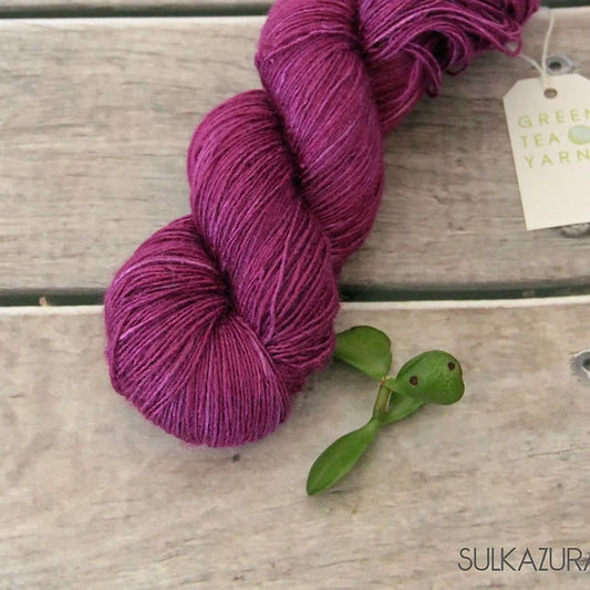 Dragon Fruit - 4 ply Tussah silk singles - Sulkazura