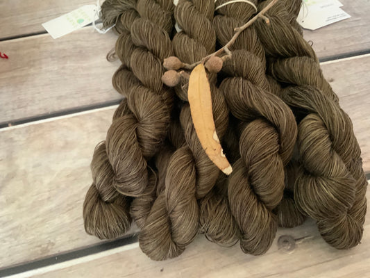 Dried Bark on Ceylon pure linen yarn - 50 gm skeins