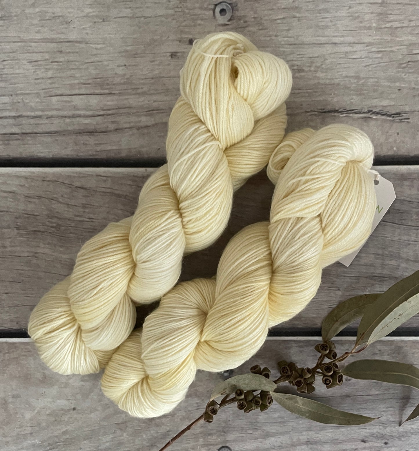 Buttercream - 4 ply sock yarn in merino and nylon - Darjeeling