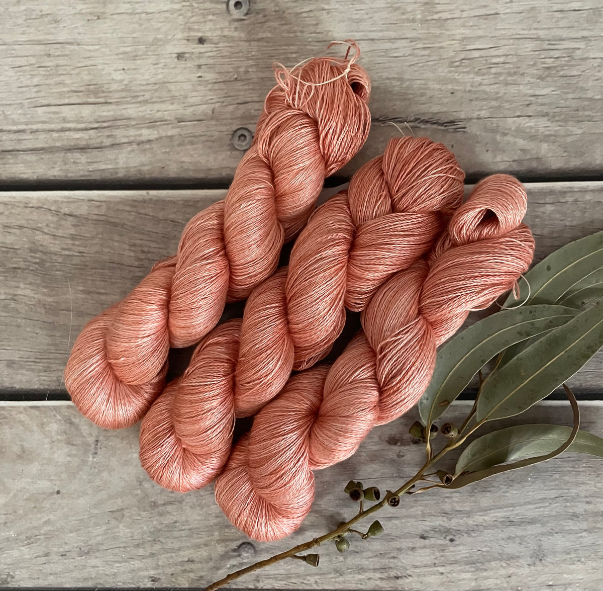 Sandalwood - 2 ply in Mulberry silk - Pekoe (l)
