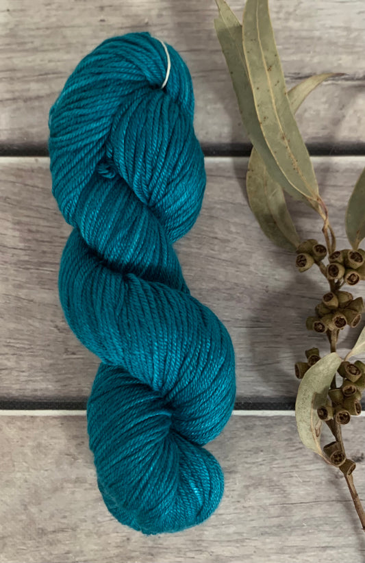 Percy's 3.3 ooak - Jasmine 8 yarn - 8 ply