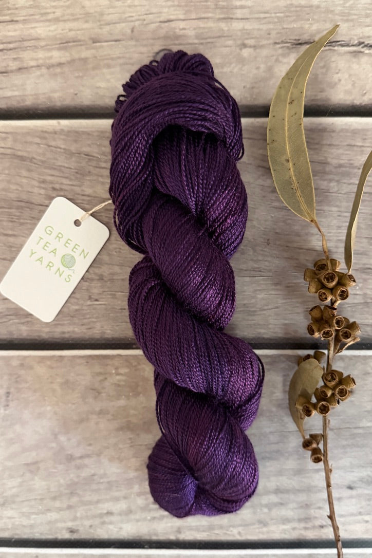 Raven's Velvet - 4 ply pure silk yarn - Ginseng f