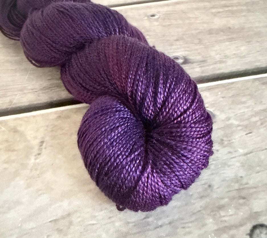 Raven's Velvet - 4 ply pure silk yarn - Ginseng f
