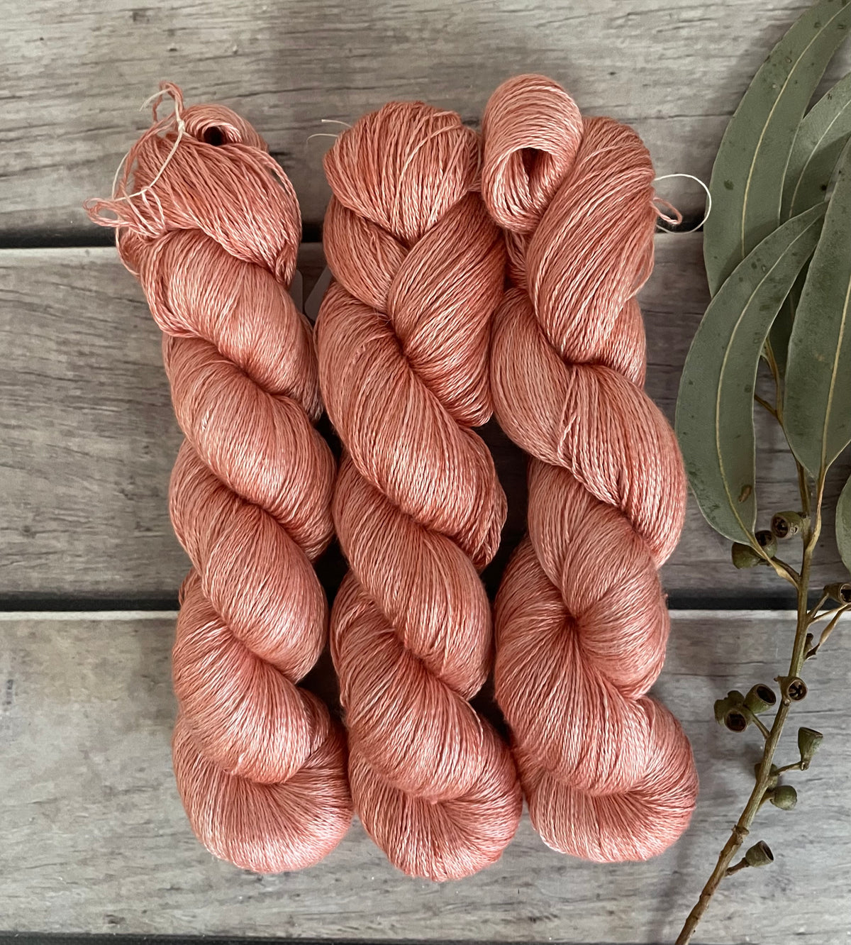 Sandalwood - 2 ply in Mulberry silk - Pekoe (l)