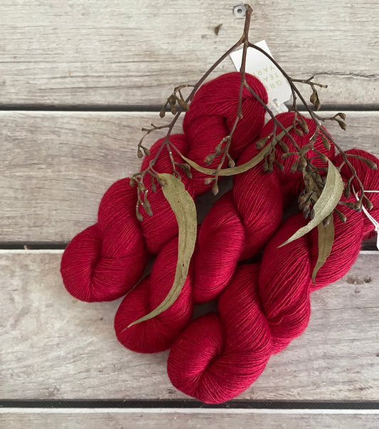 Red Lacquer on Merino and Silk 4 ply single - Osmanthus