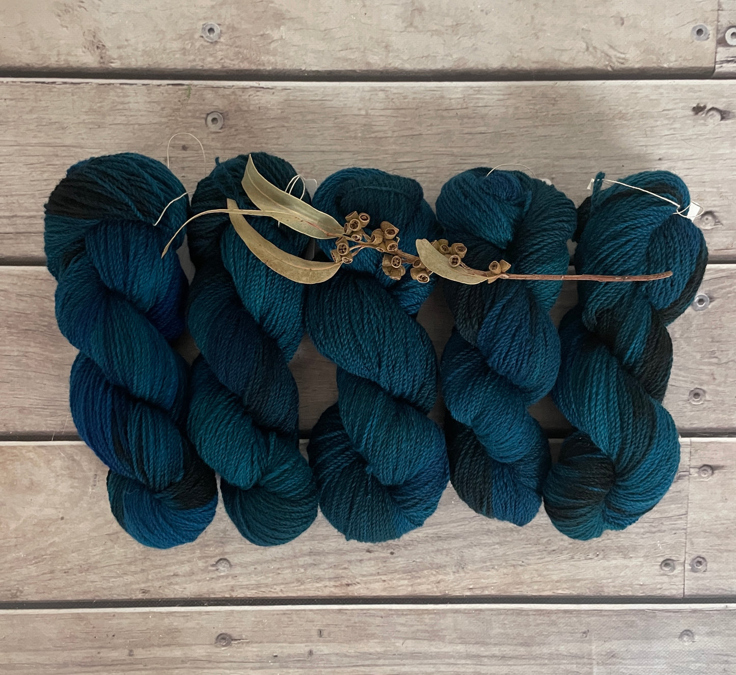 Vintage Button ooak OB- Nettle 4