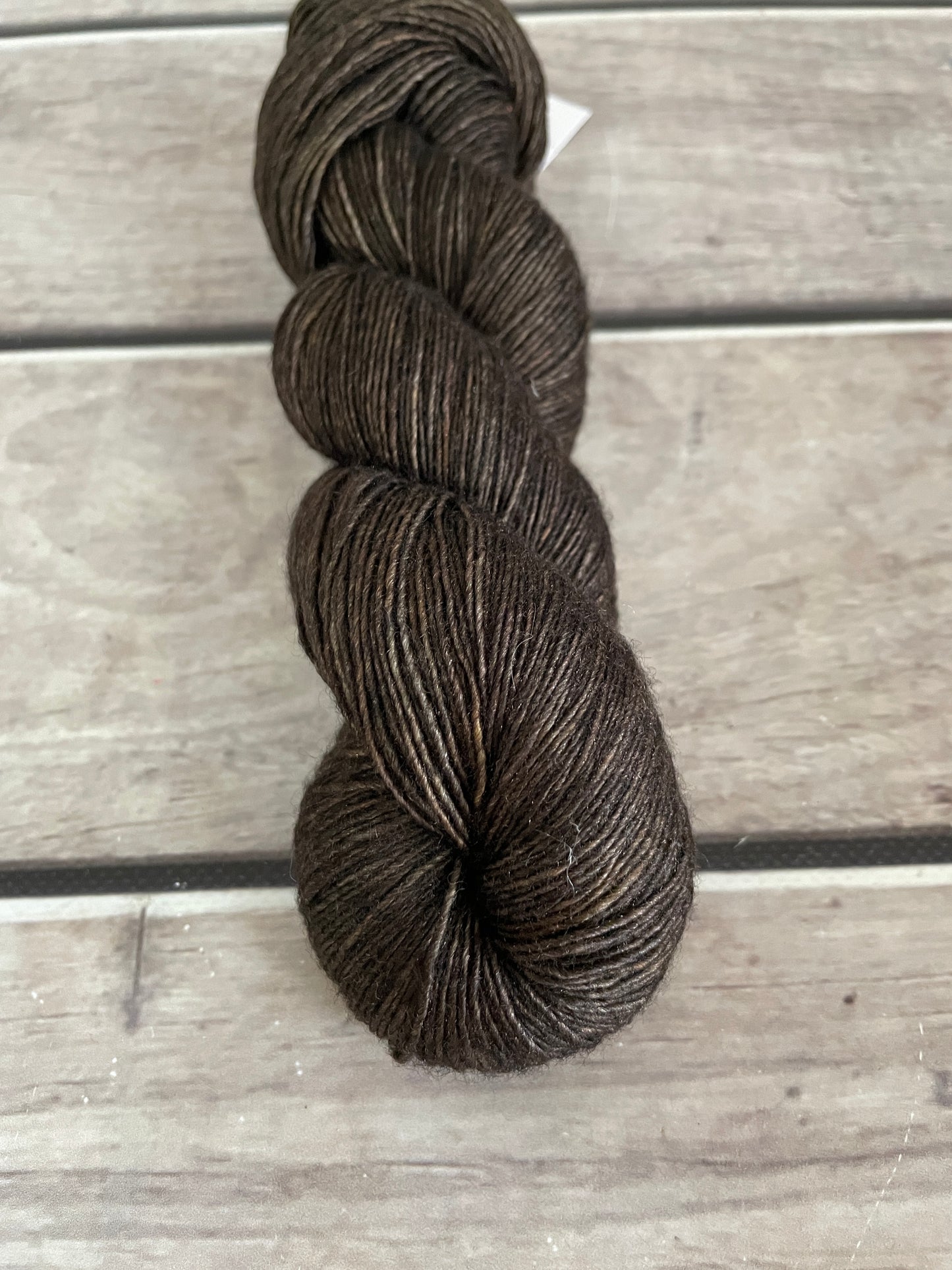 Forest Peat on Merino and Silk 4 ply single - Osmanthus