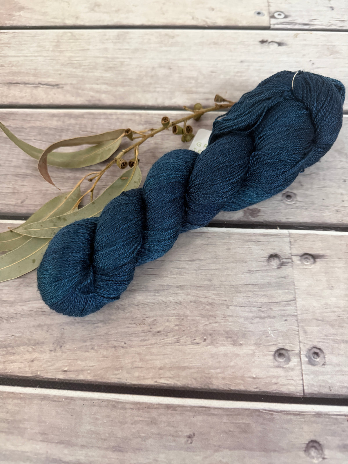 Midnight in Paradise - Merino/silk - 3 Ply - Jasmine 3