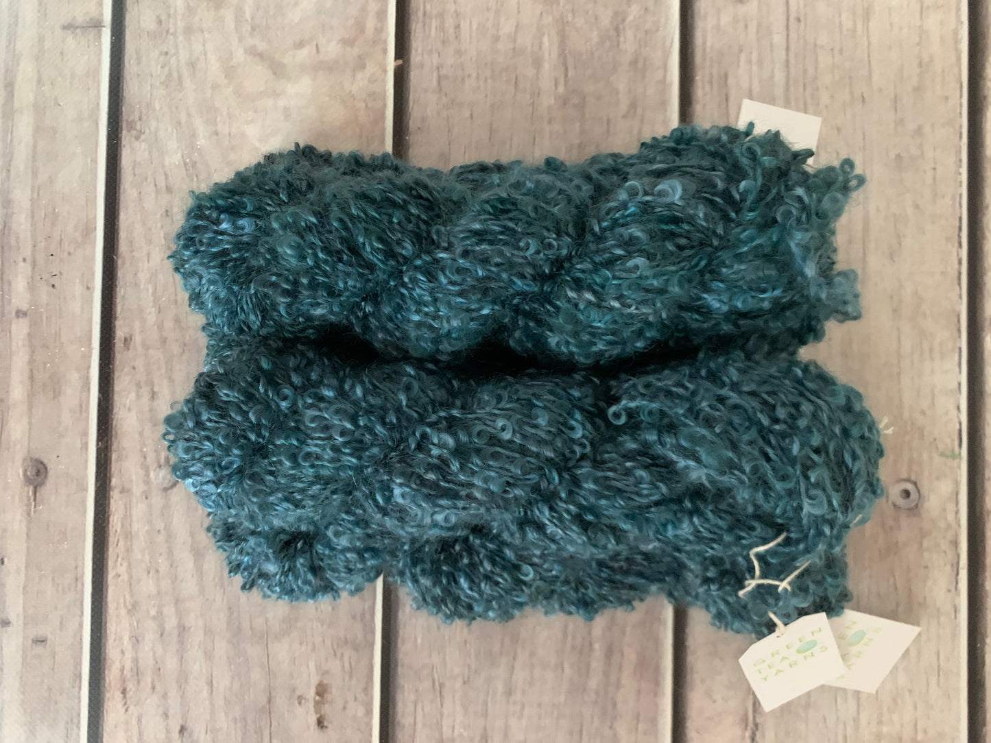 Couloir - 12 Ply mohair boucle - Raspberry