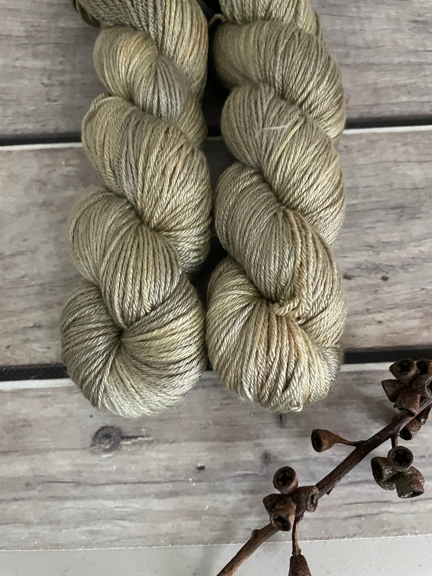 Old Gold - merino/silk 4 ply - Jasmin
