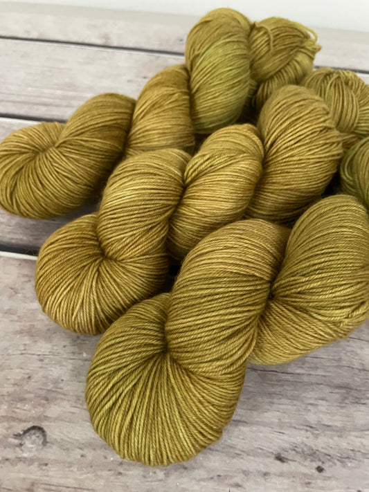 Honeyed Fern ooak - sw merino/nylon sock - Darjeeling