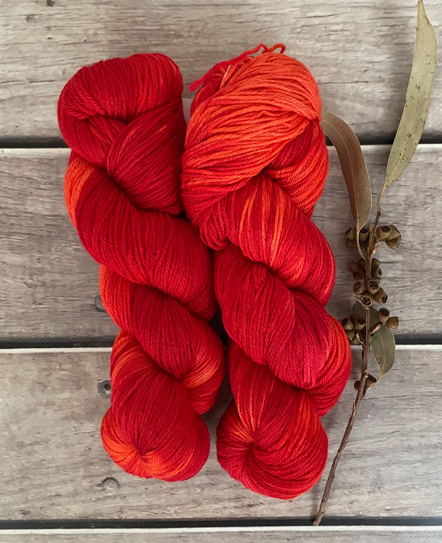 Hot Poker ooak  - 4ply/f - silk/merino yarn - Jasmine 4