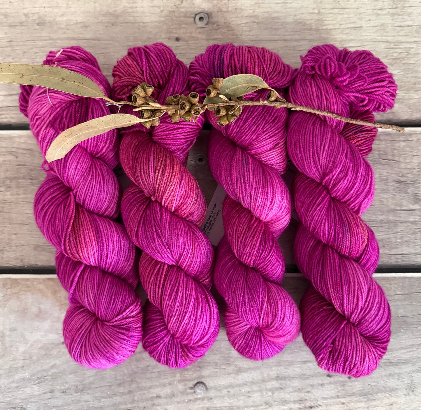 Peony Whisper ooak - 4 ply sock yarn in merino and nylon - Darjeeling 4