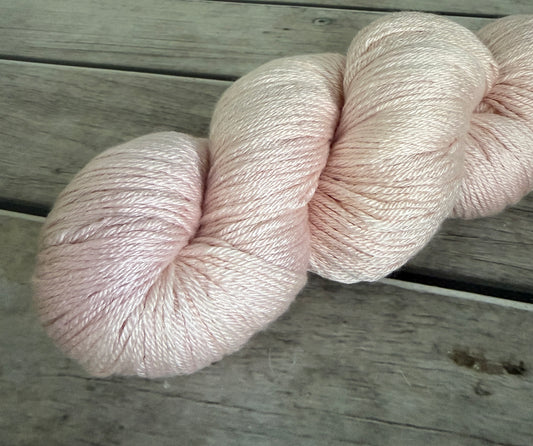 She sell Seashells - merino/silk - Jasmine f