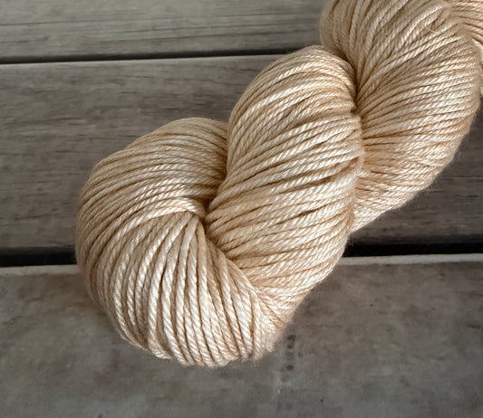 Pale Gold - merino/silk - Jasmine DK