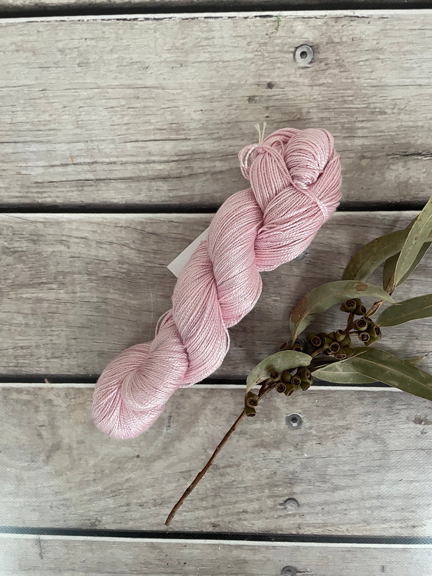 Pale Dragon - 4 ply in Mulberry silk - Ginseng f