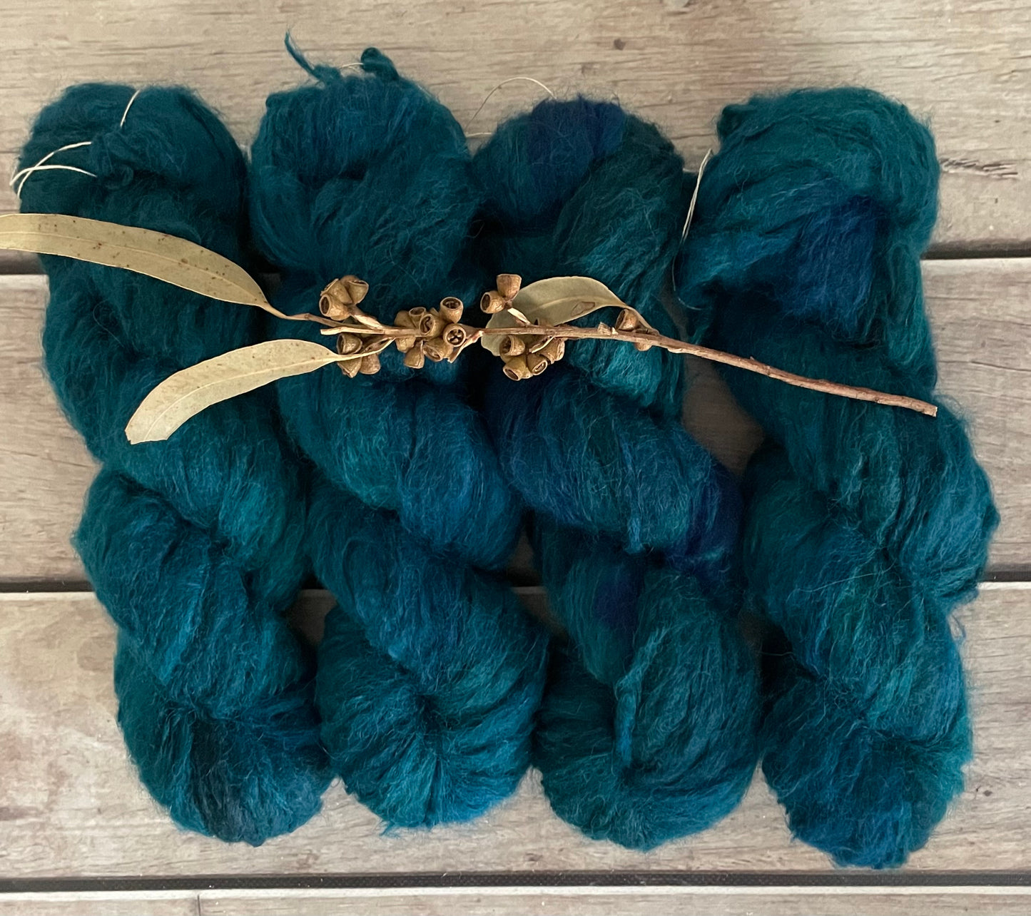 Vintage Button - 8 ply suri/silk fluff - Rosehip DK