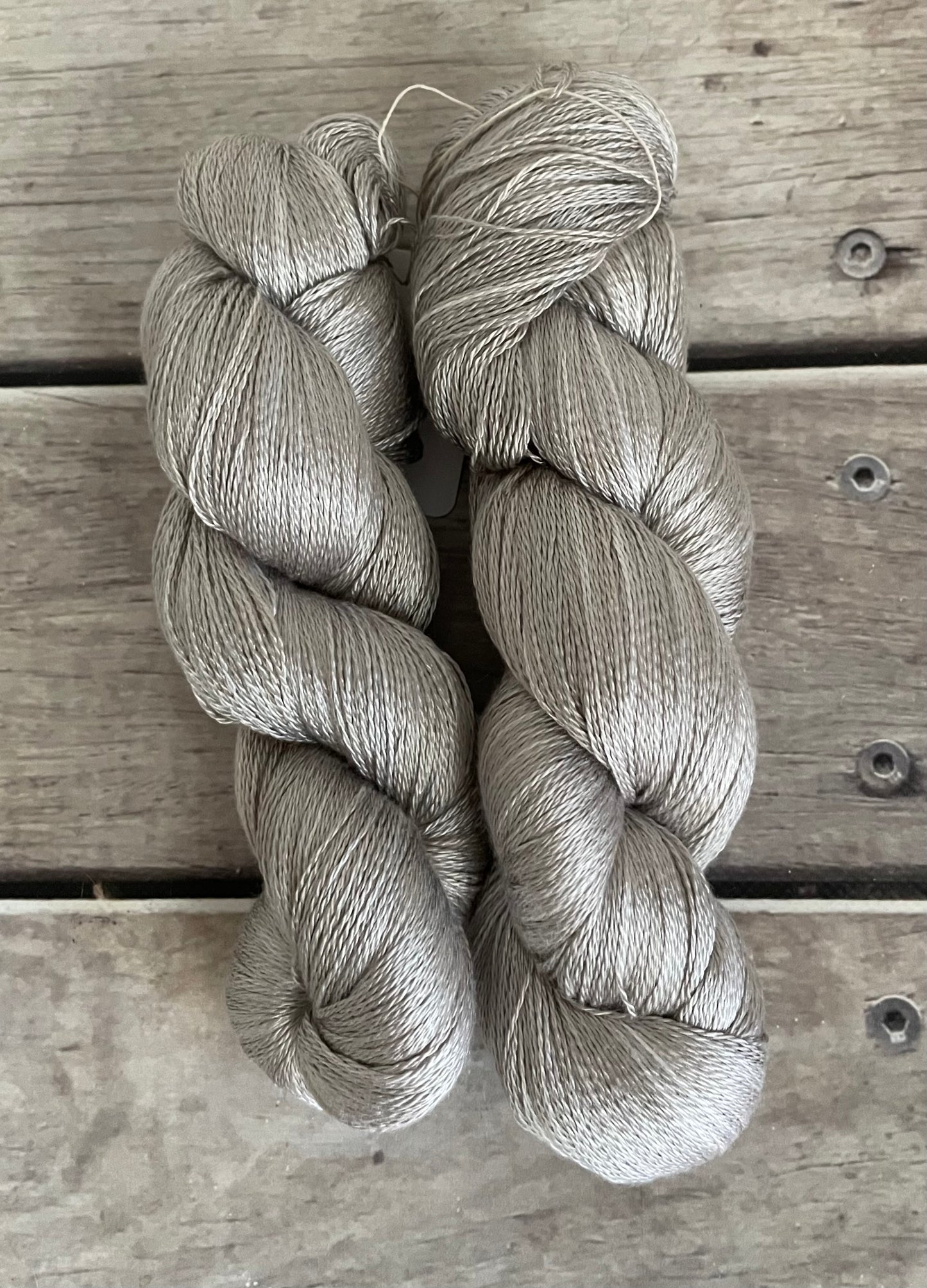 Oysters on the Bay - 2 ply in Mulberry silk - Pekoe (l)