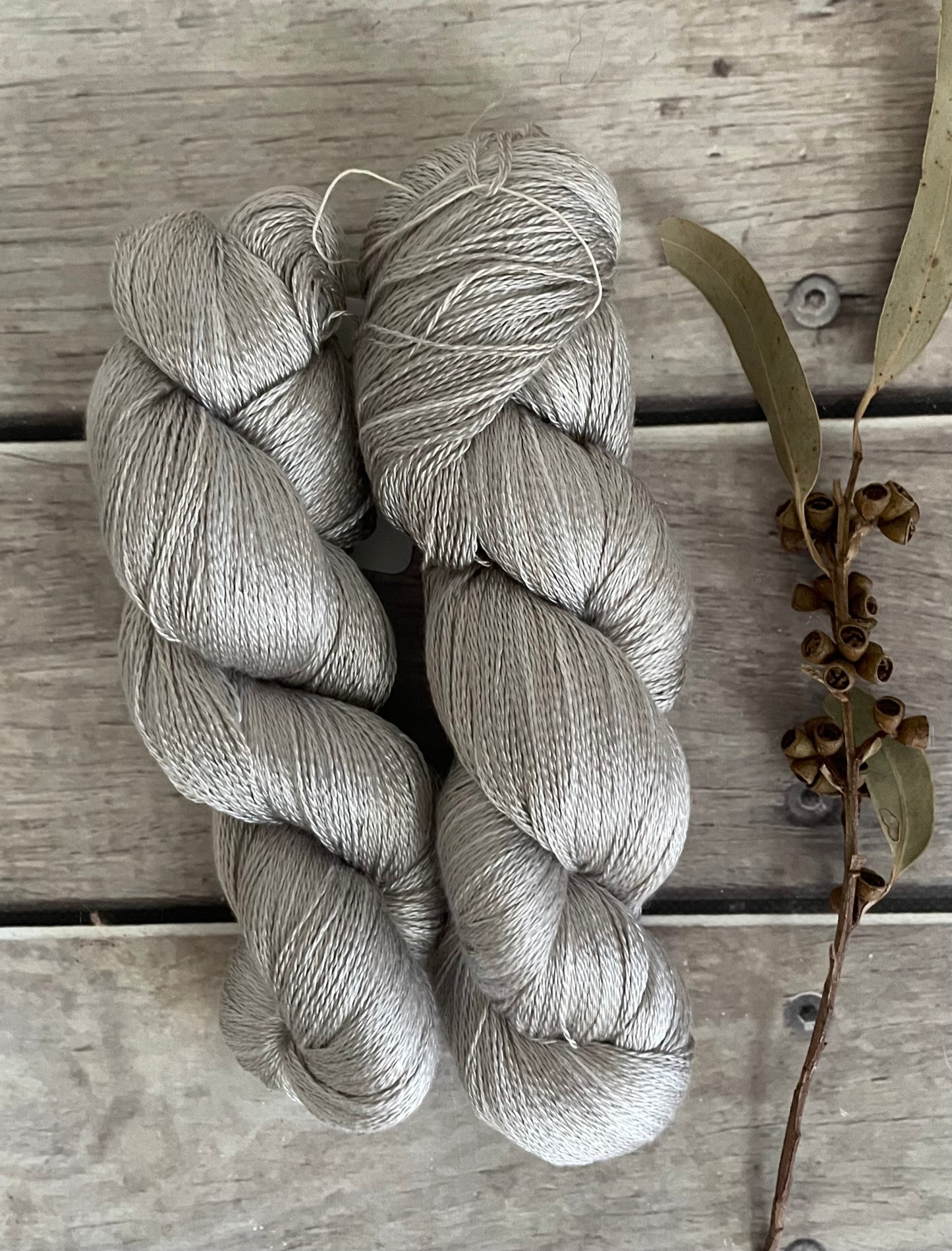 Oysters on the Bay - 2 ply in Mulberry silk - Pekoe (l)