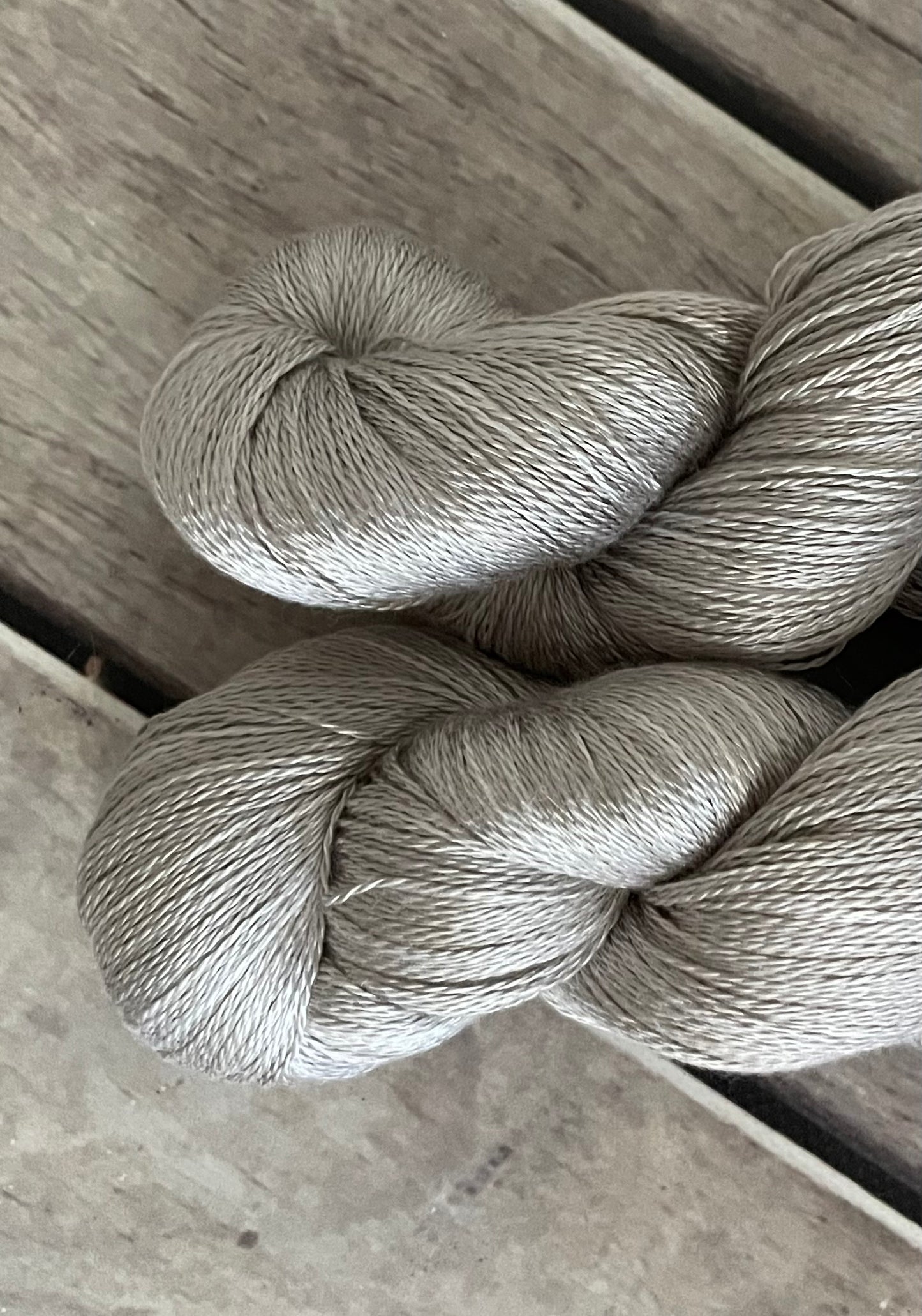 Oysters on the Bay - 2 ply in Mulberry silk - Pekoe (l)