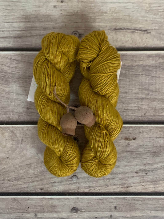 Golden Fern-  4 ply Merino /Silk single yarn - Osmanthus