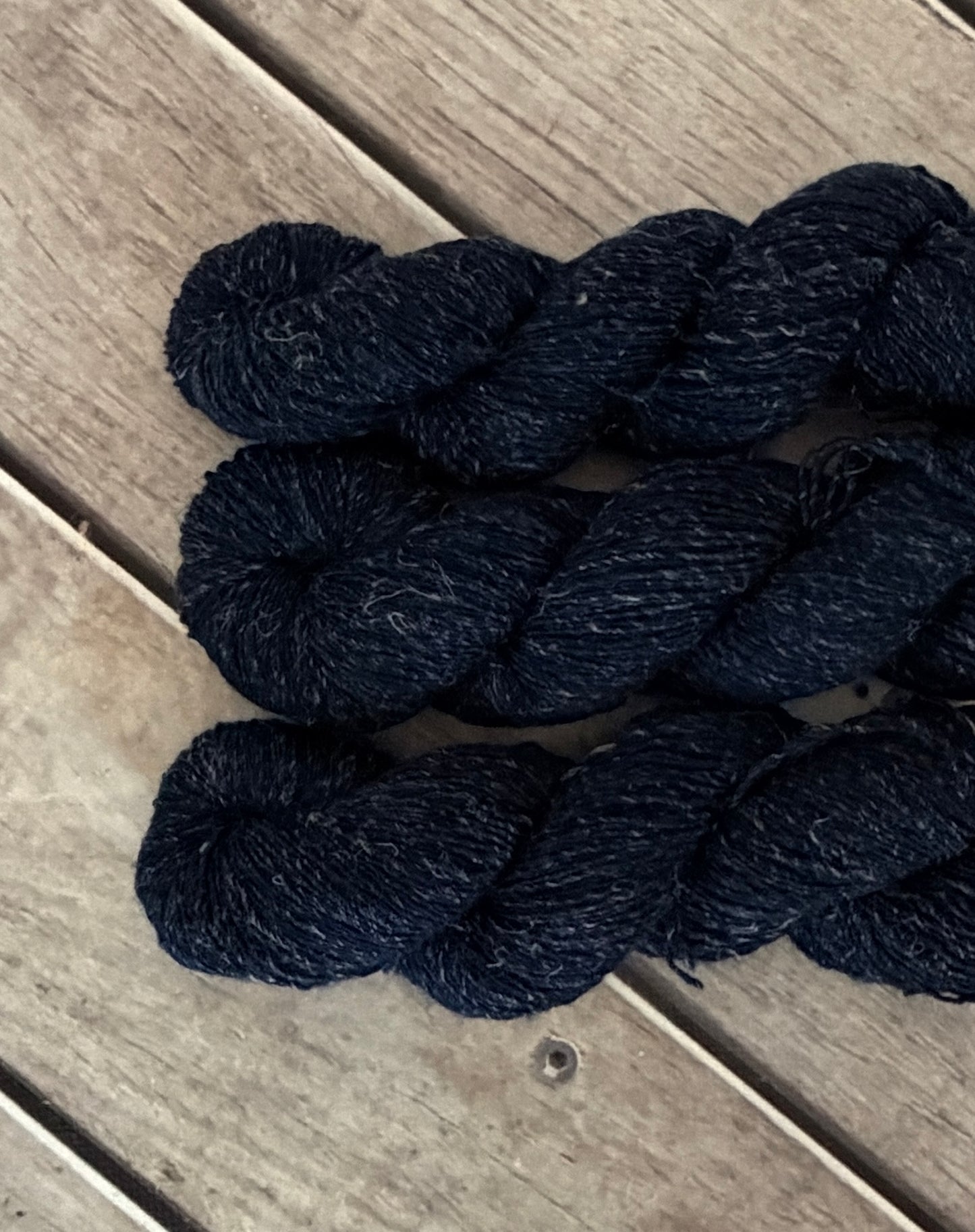 Midnight - merino/linen single - 5 ply - Sassafras