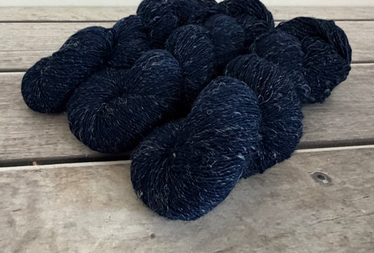 Midnight - merino/linen single - 5 ply - Sassafras