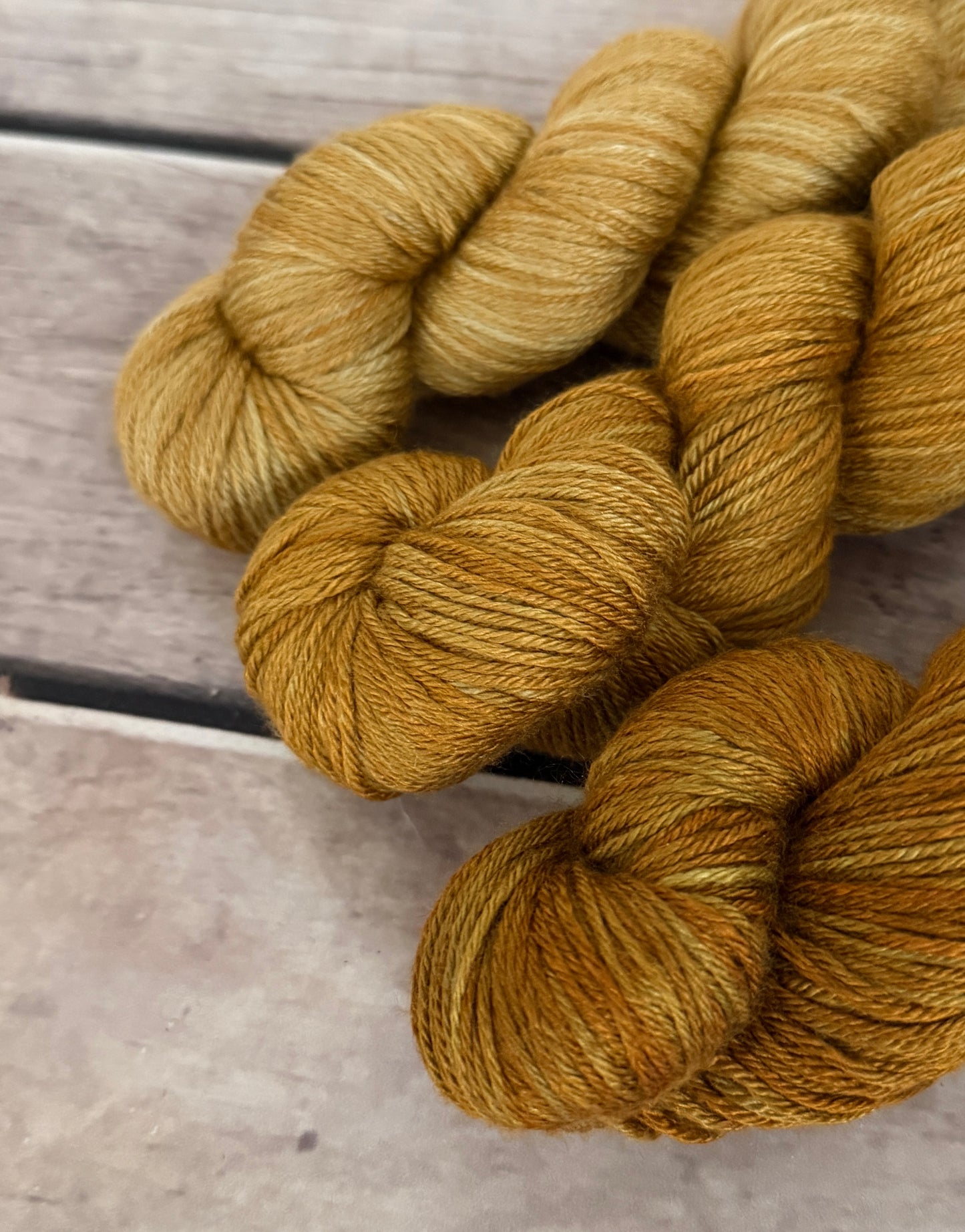 Wheatfields mini fade : Jasmine 4 merino/silk