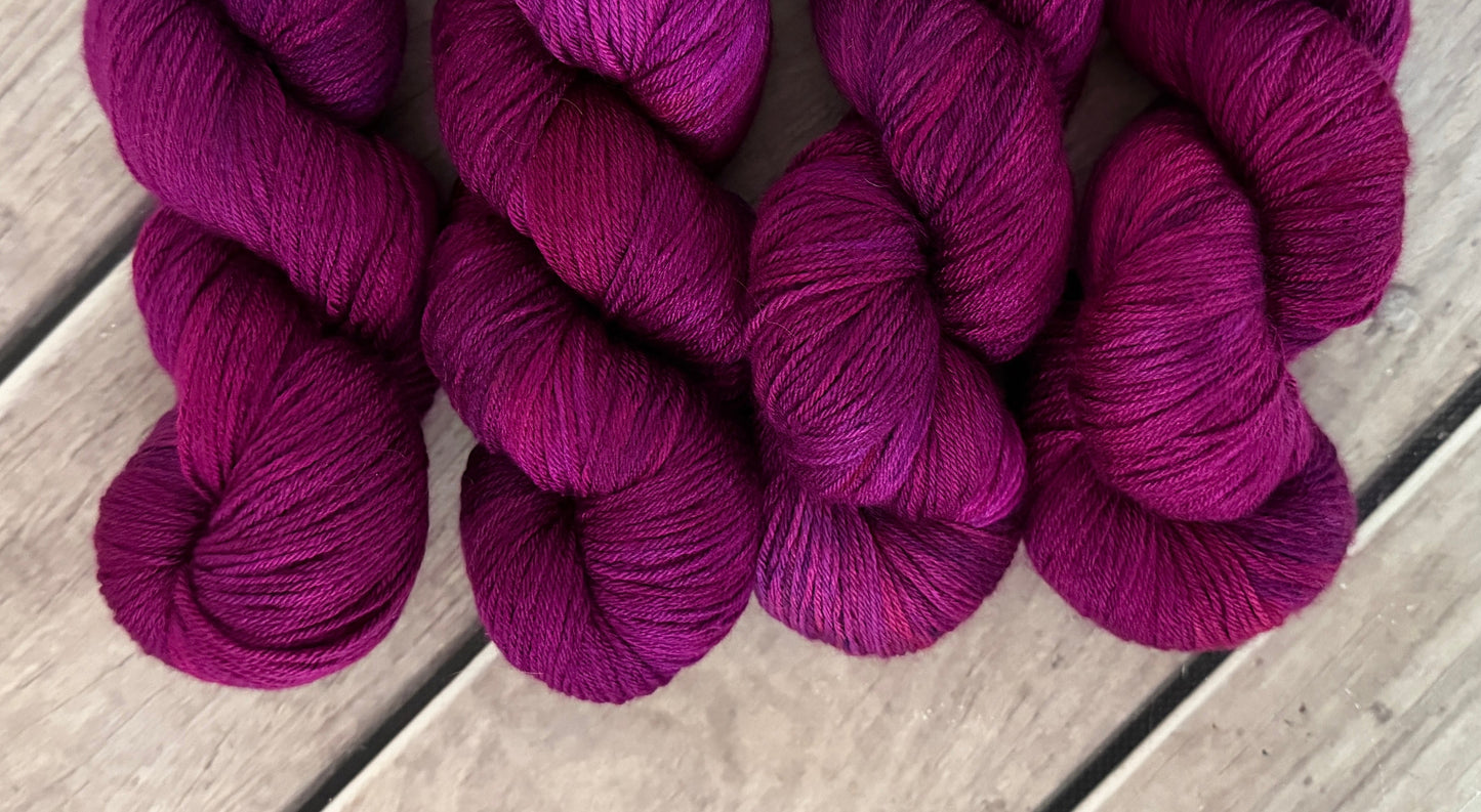 Wild Orchid - 4ply/fingering - silk/merino yarn - Jasmine 4