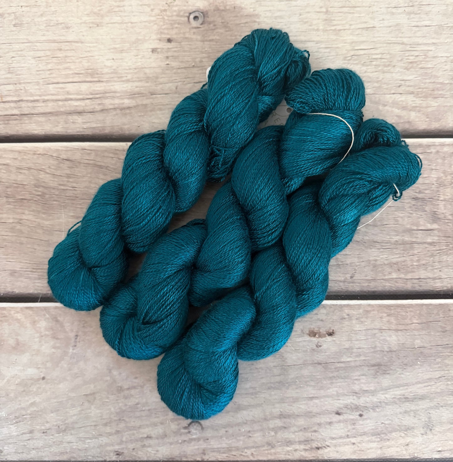 Vintage Button  - 3 ply Mulberry silk - Pekoe (hl)