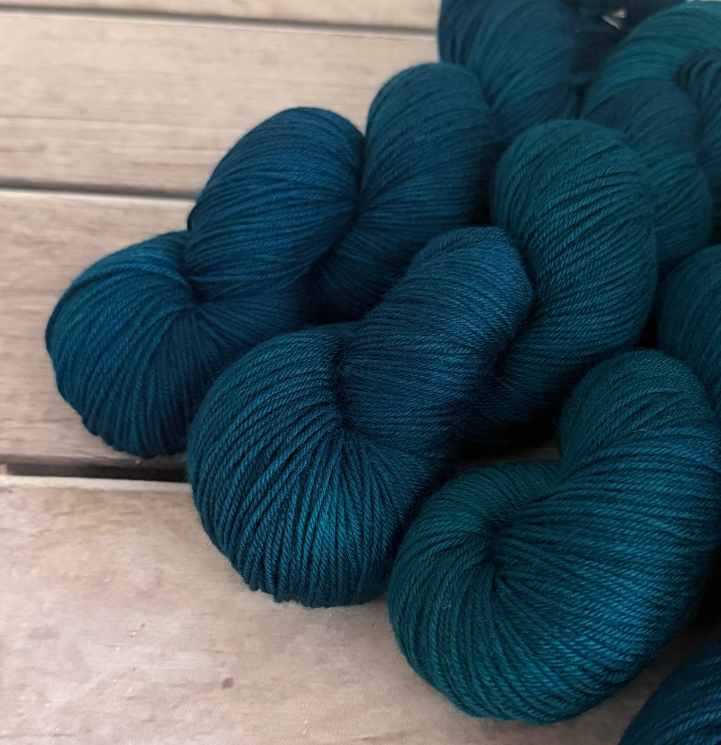 Vintage Button - 4 ply merino/nylon sock yarn - Darjeeling4