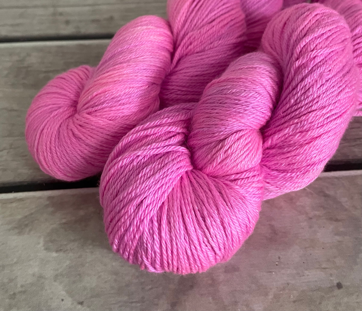 Neon Rainbow - Pink End Skein - 4ply/fingering - silk/merino yarn - Jasmine 4