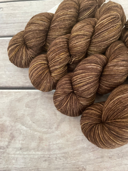 Teddy ooak - 4 ply sock yarn - Darjeeling 4