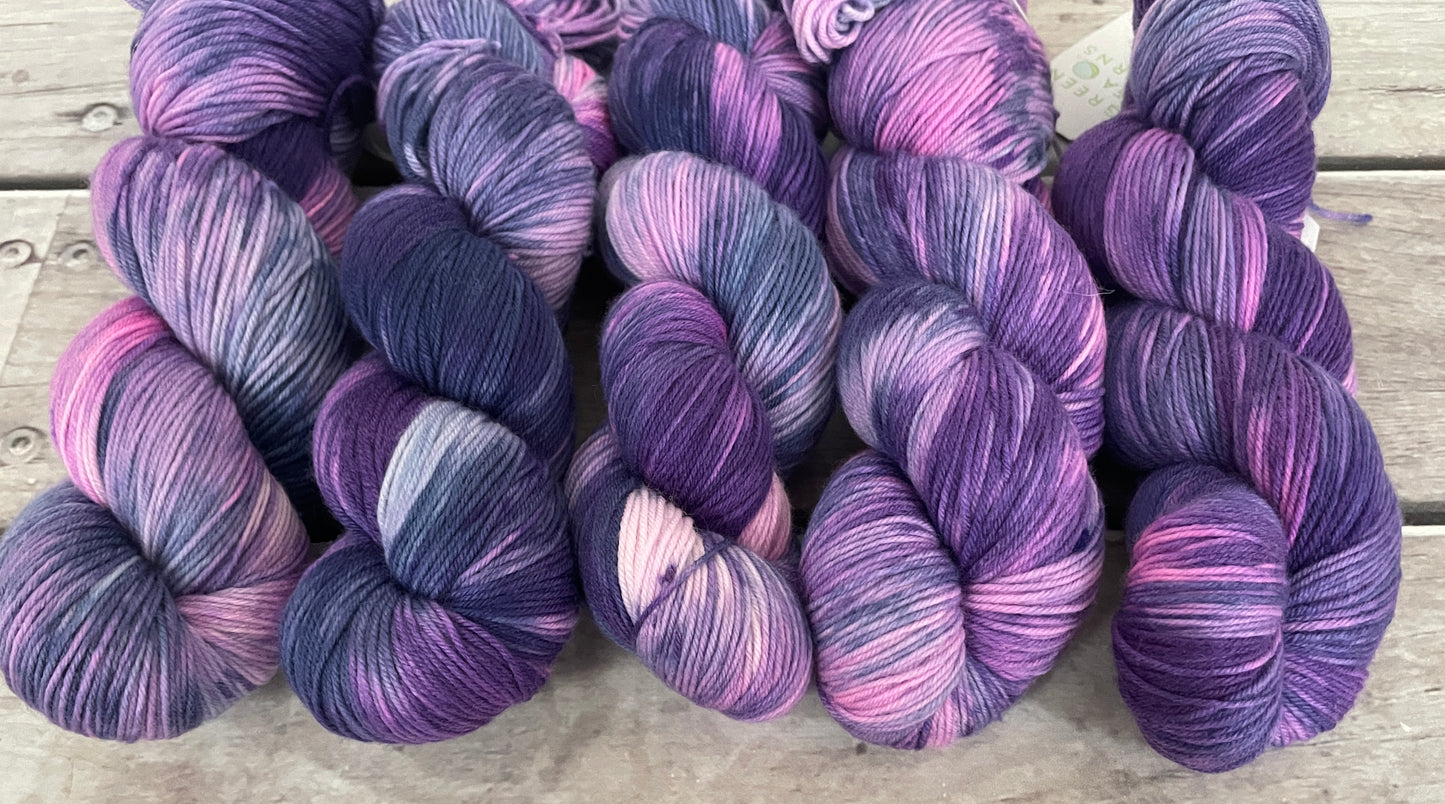 Tropical Sunrise ooak - Darjeeling sock yarn - 4 ply