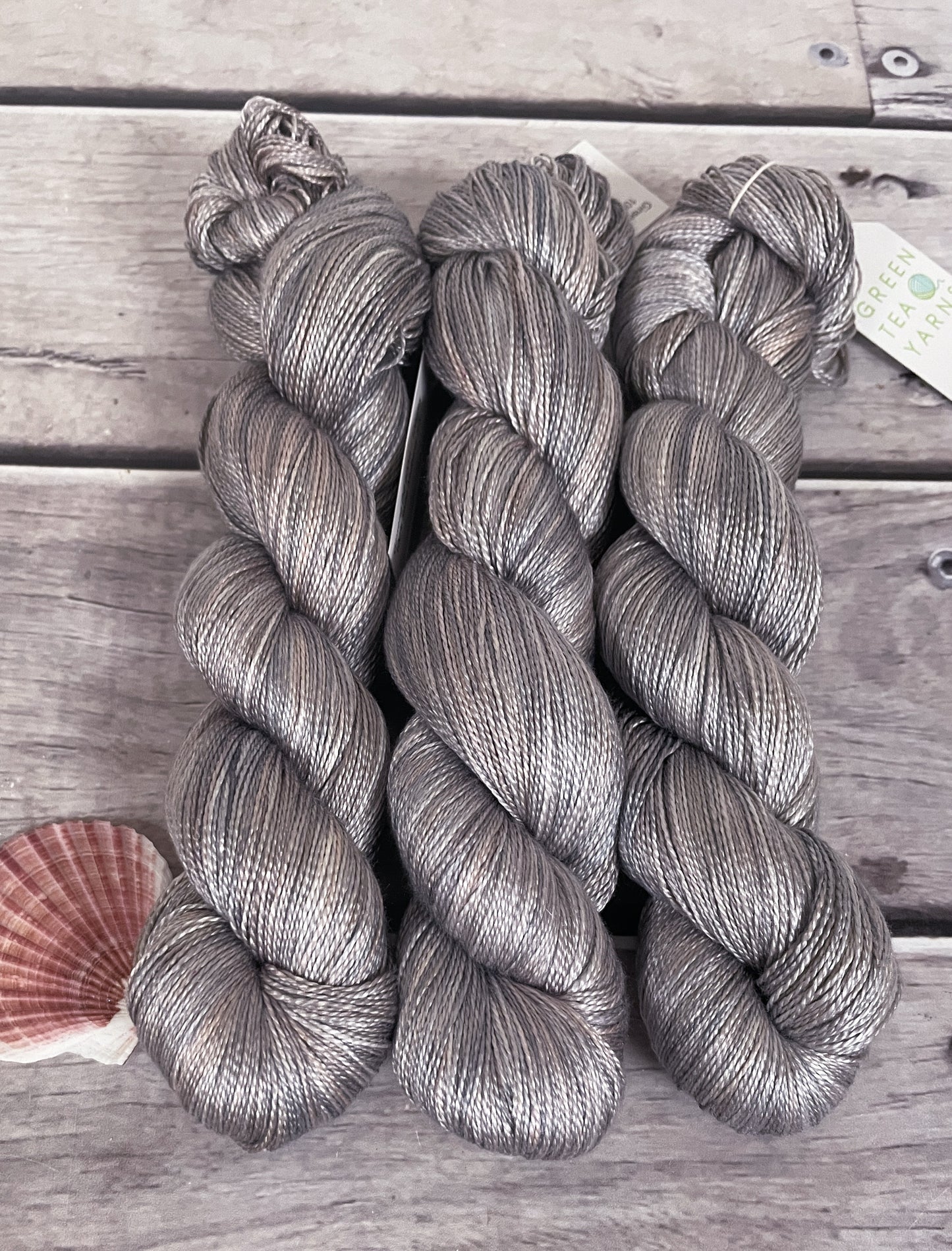 Oysters on the Bay - 3 Ply Mulberry Silk - Ginseng hl