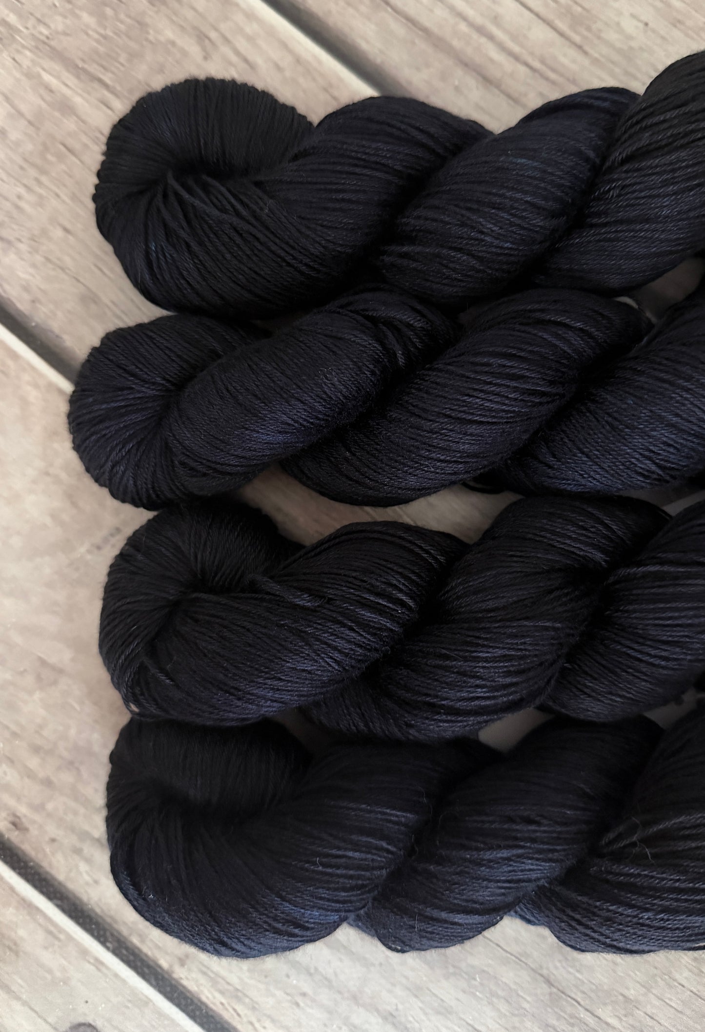 Dark Night - 4 ply Mulberry silk - Pekoe f