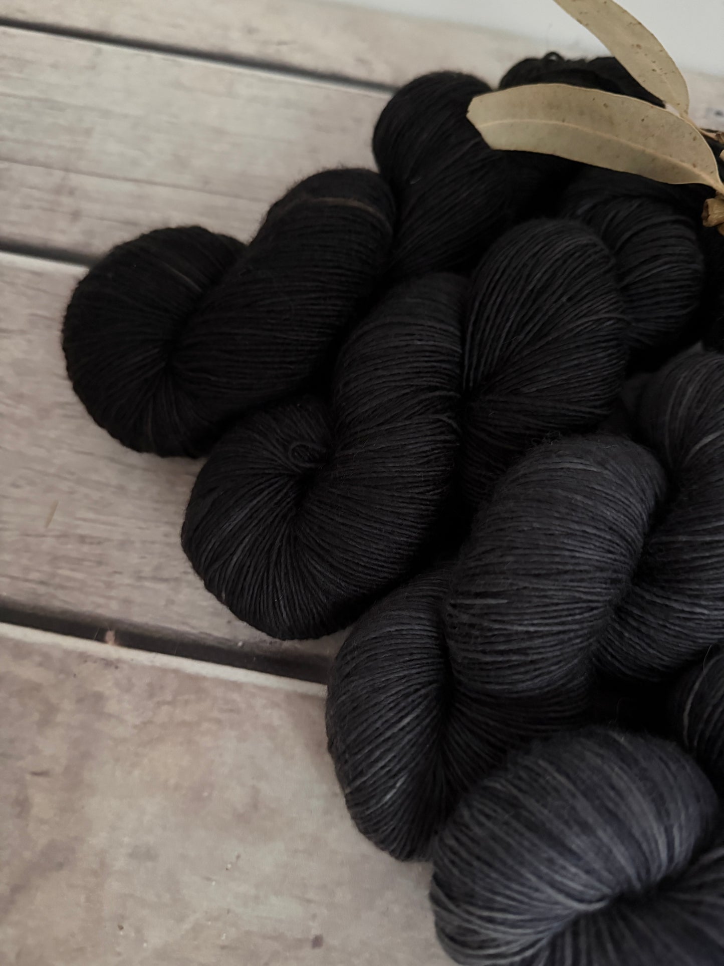 Echoes_ 5 skein fade_sw merino_Pine