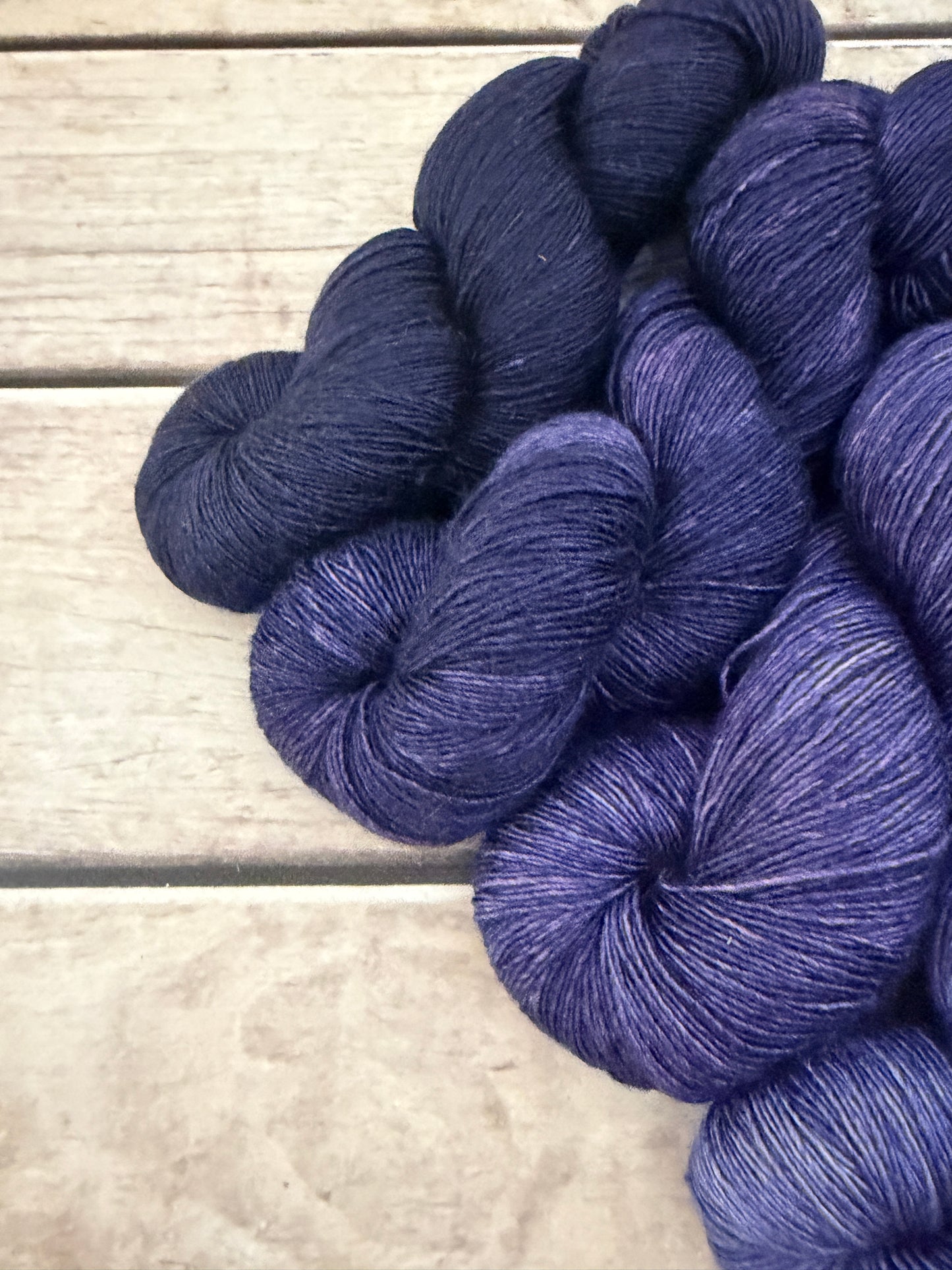 Gloaming - 5 skein set - 4 ply single/Osmanthus