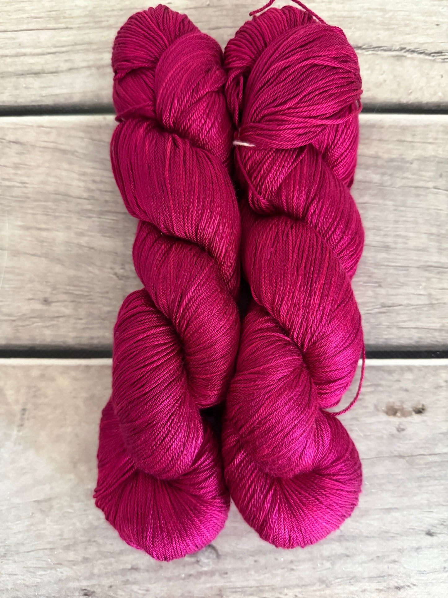 Bush Berries - 4 ply in Mulberry silk - Pekoe f