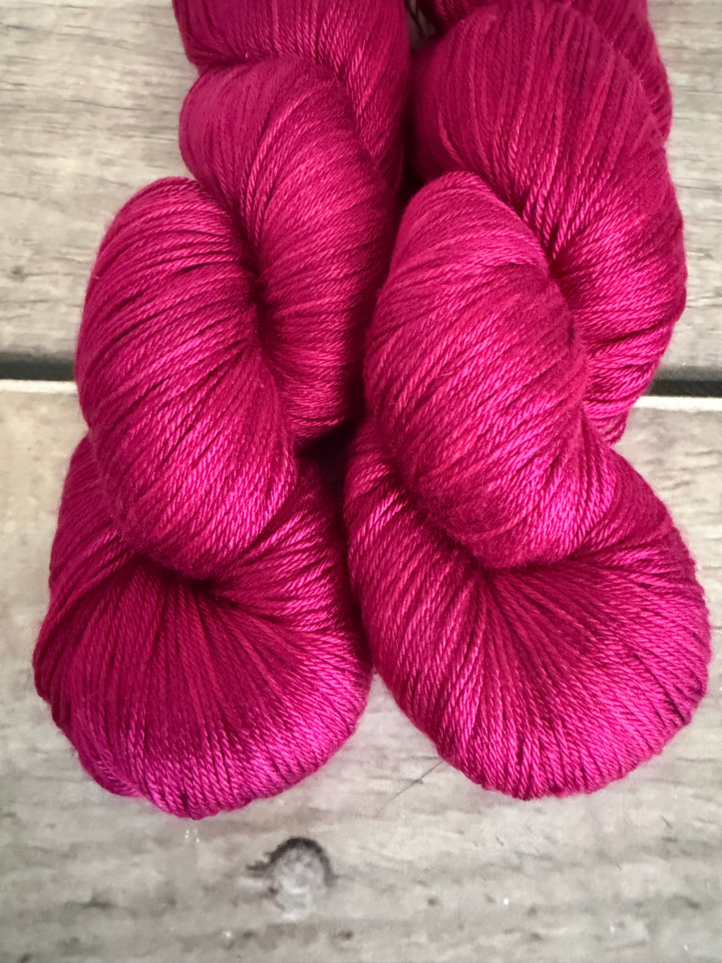 Bush Berries - 4 ply in Mulberry silk - Pekoe f
