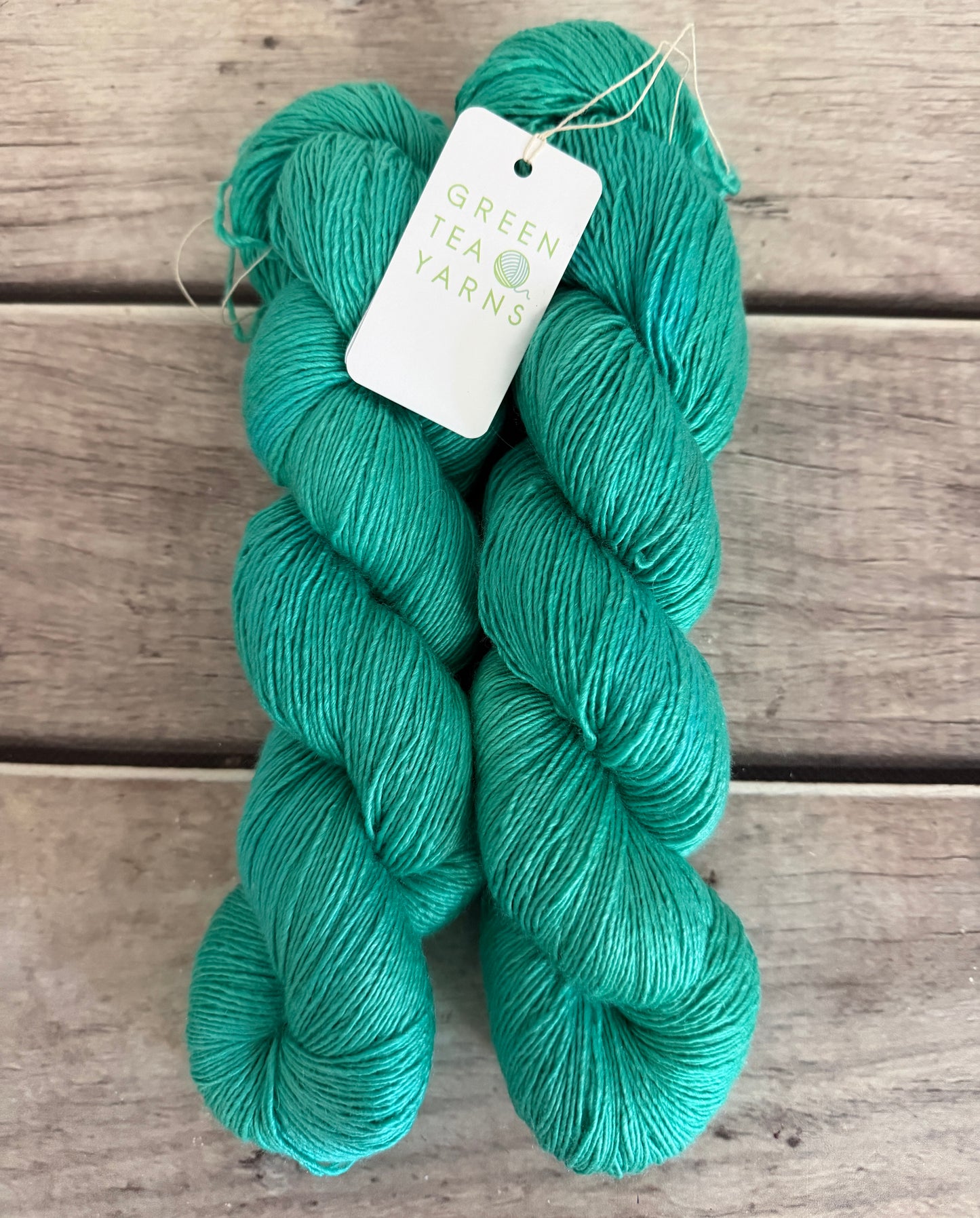 Neon Cuckoo Bee #2 - Merino/Silk 4 ply single - Osmanthus