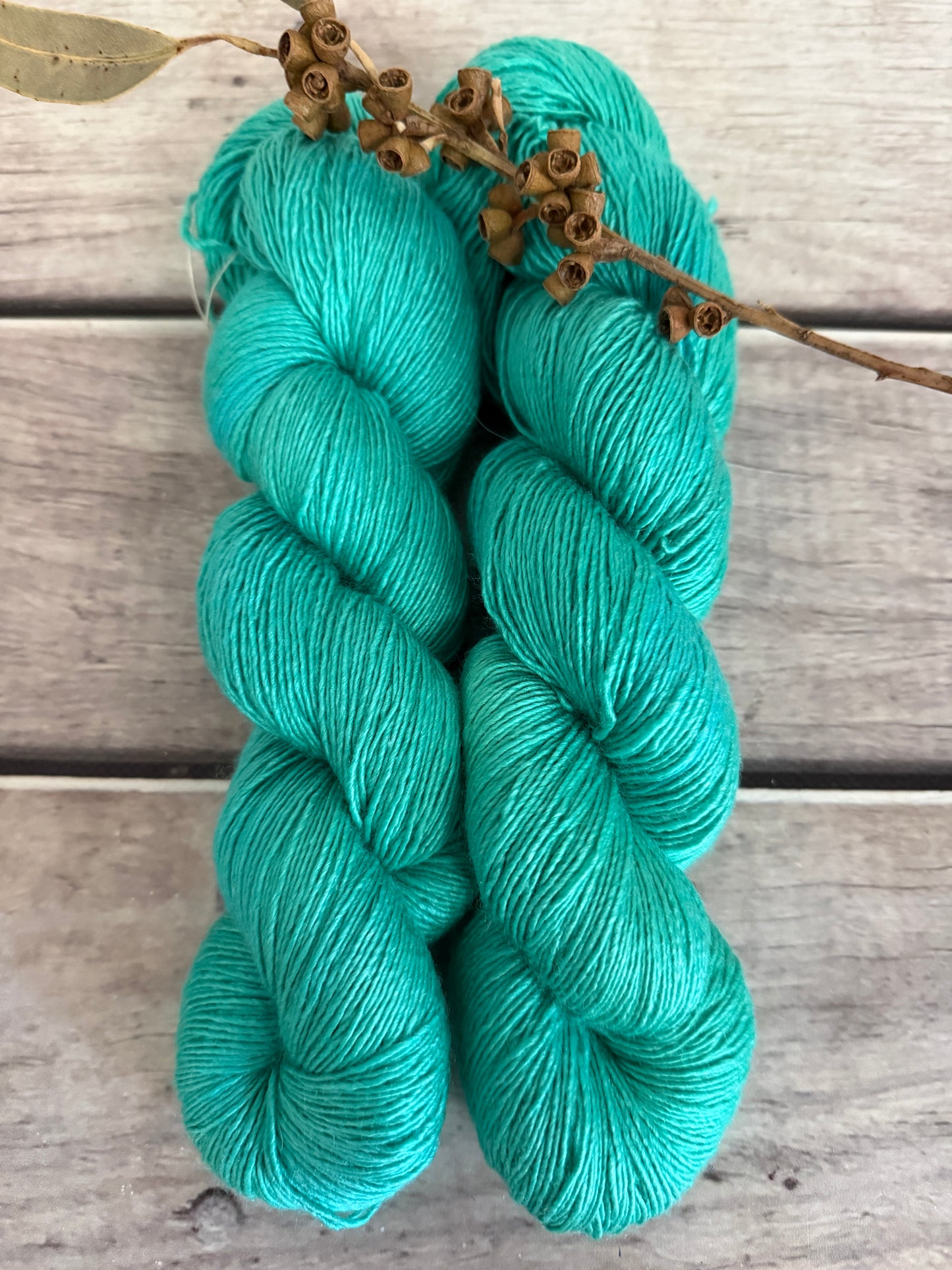 Neon Cuckoo Bee #2 - Merino/Silk 4 ply single - Osmanthus