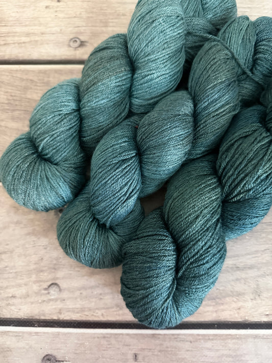 Phoenix Tail Fade - 4 ply silk/ merino - Jasmine 4