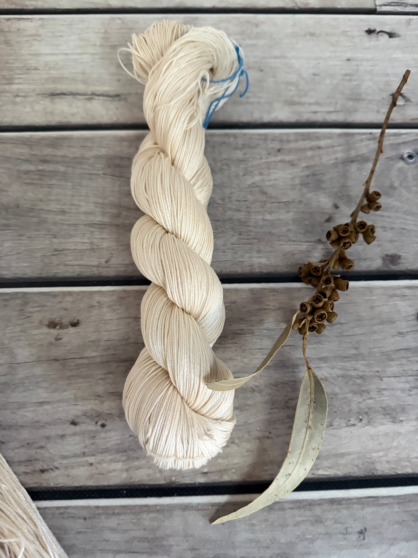 Undyed 4-ply Yarn "weishan" - 100% Pima Cotton - 100g skeins