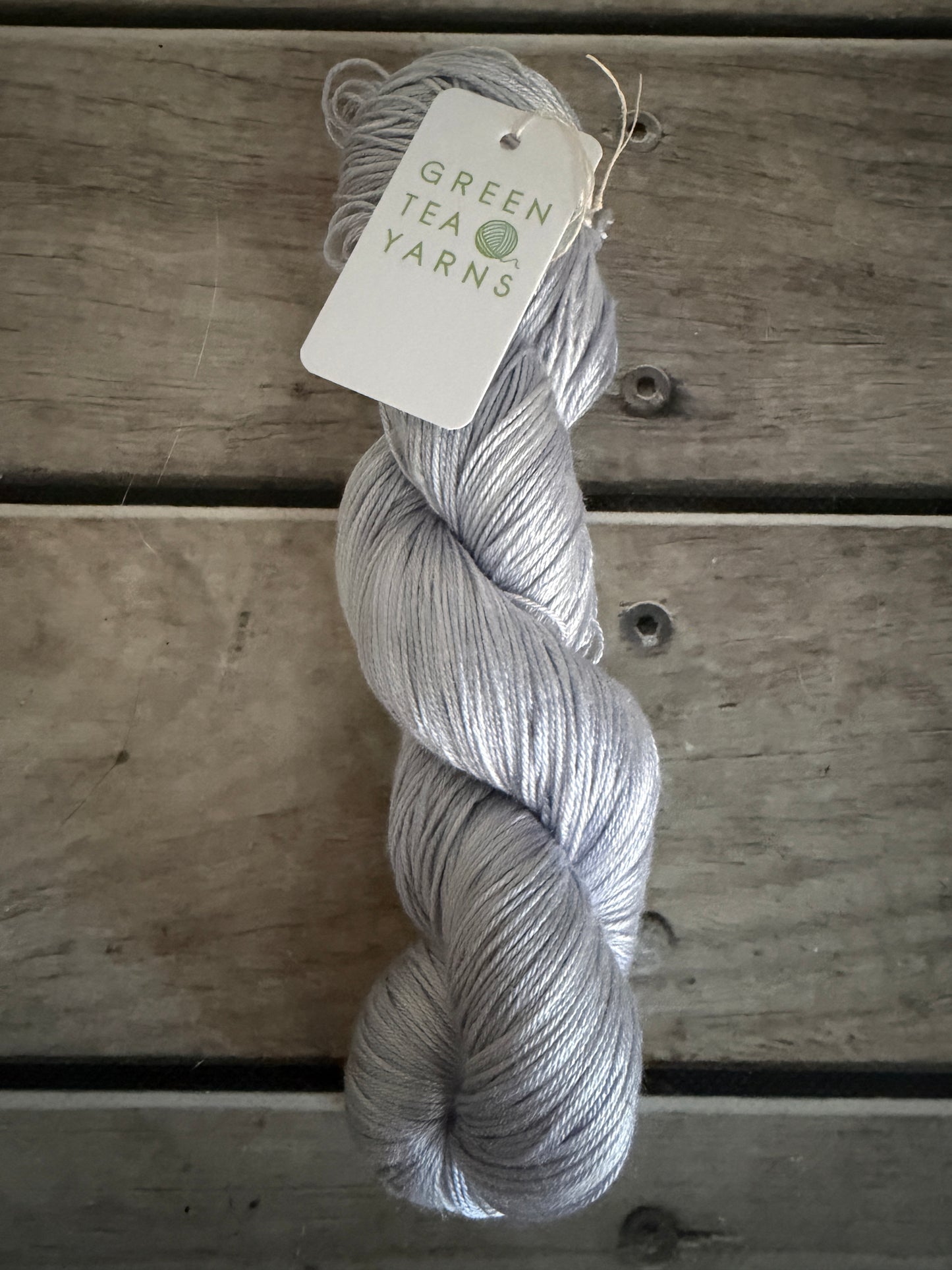 Moonlit - 4 ply in Mulberry silk - Pekoe f
