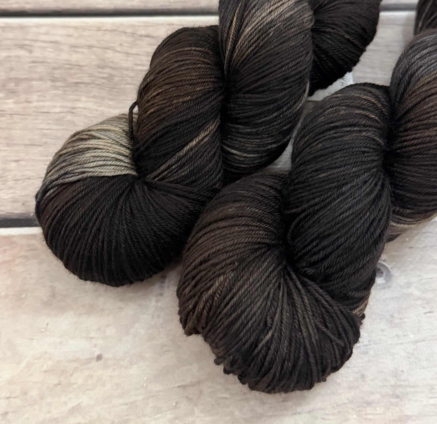 Charred Wood ooak - 4 ply merino/nylon sock yarn - Darjeeling
