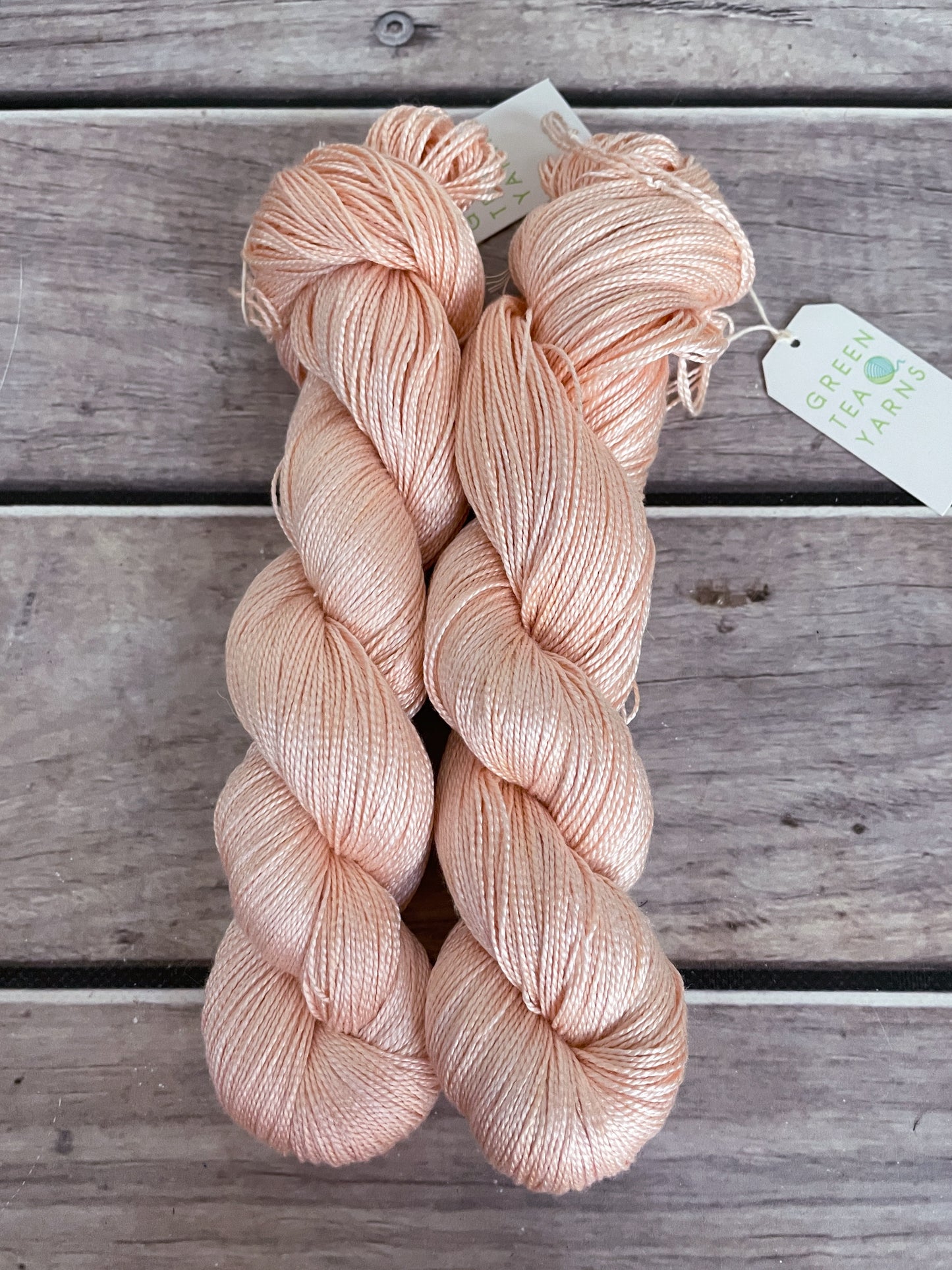 She Sells Seashells - 4 ply in Mulberry silk - Ginseng