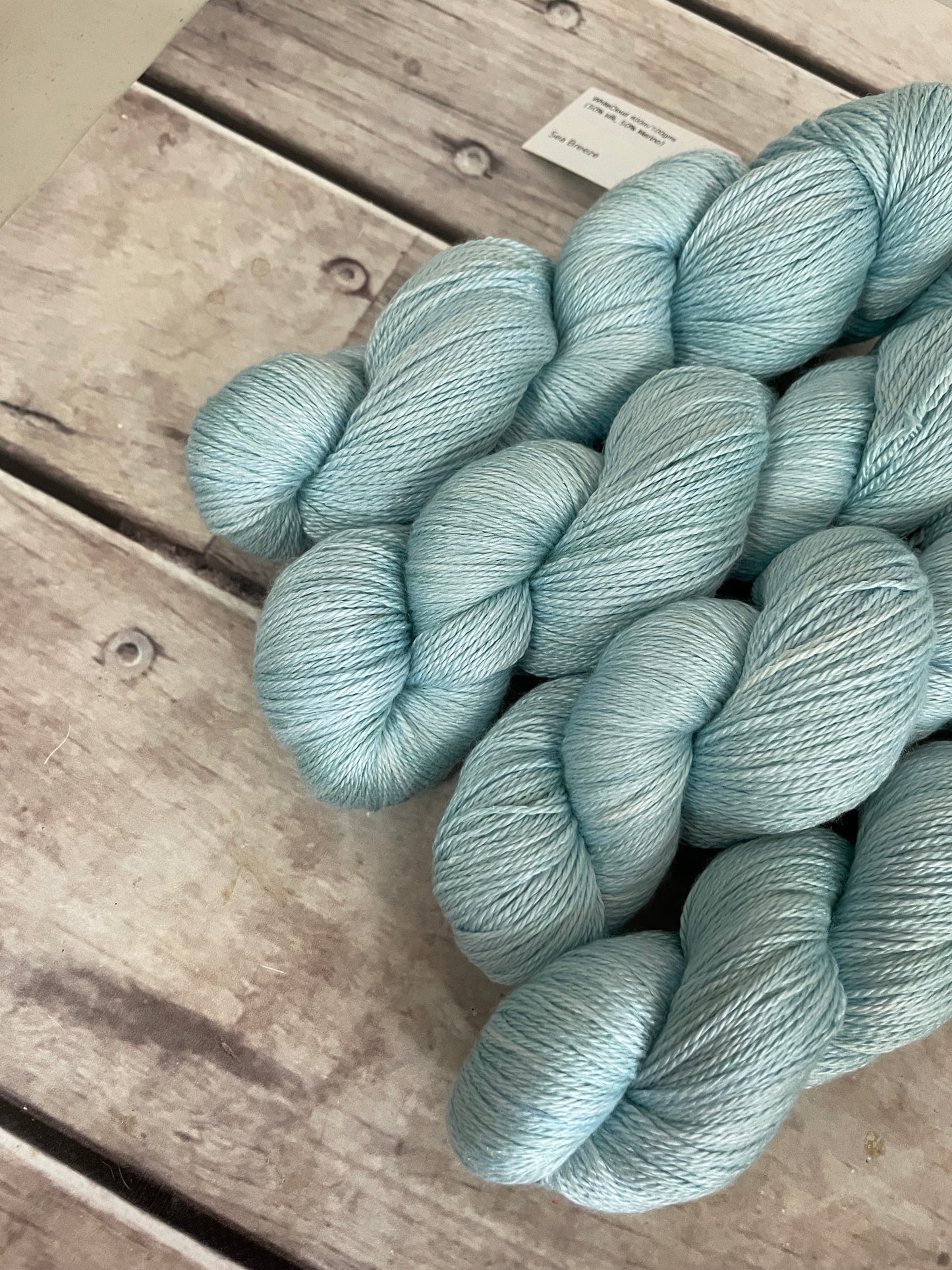 Sea Breeze - White Cloud f - 4 Ply