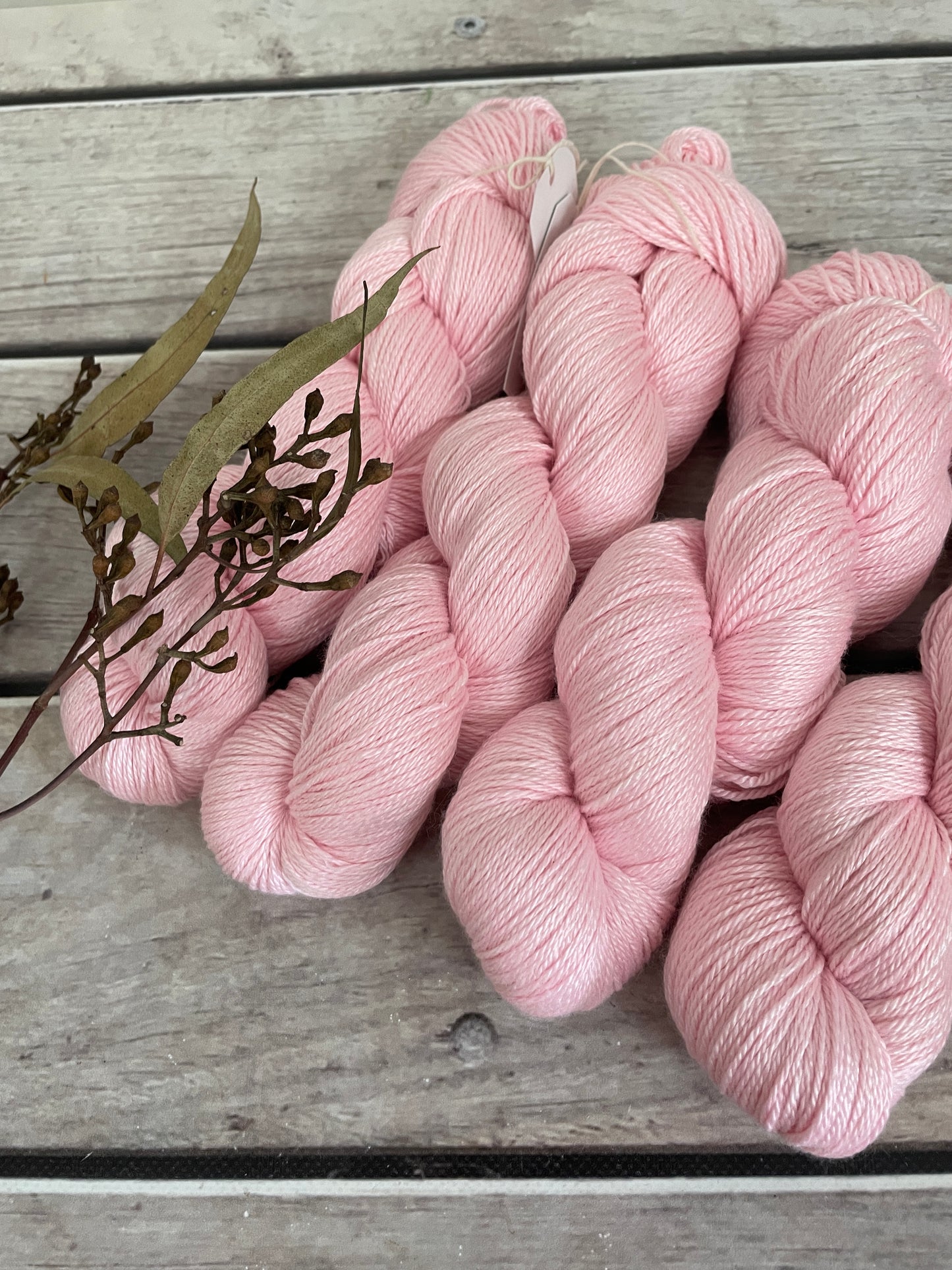 China Doll - 4 ply in silk and merino yarn - White Cloud